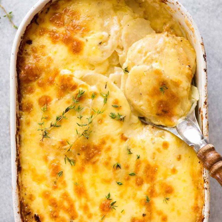 Potatoes au gratin (Dauphinoise Potatoes) fresh out of the oven