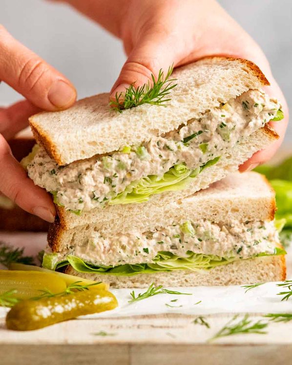 Tuna sandwich post thumbnail image