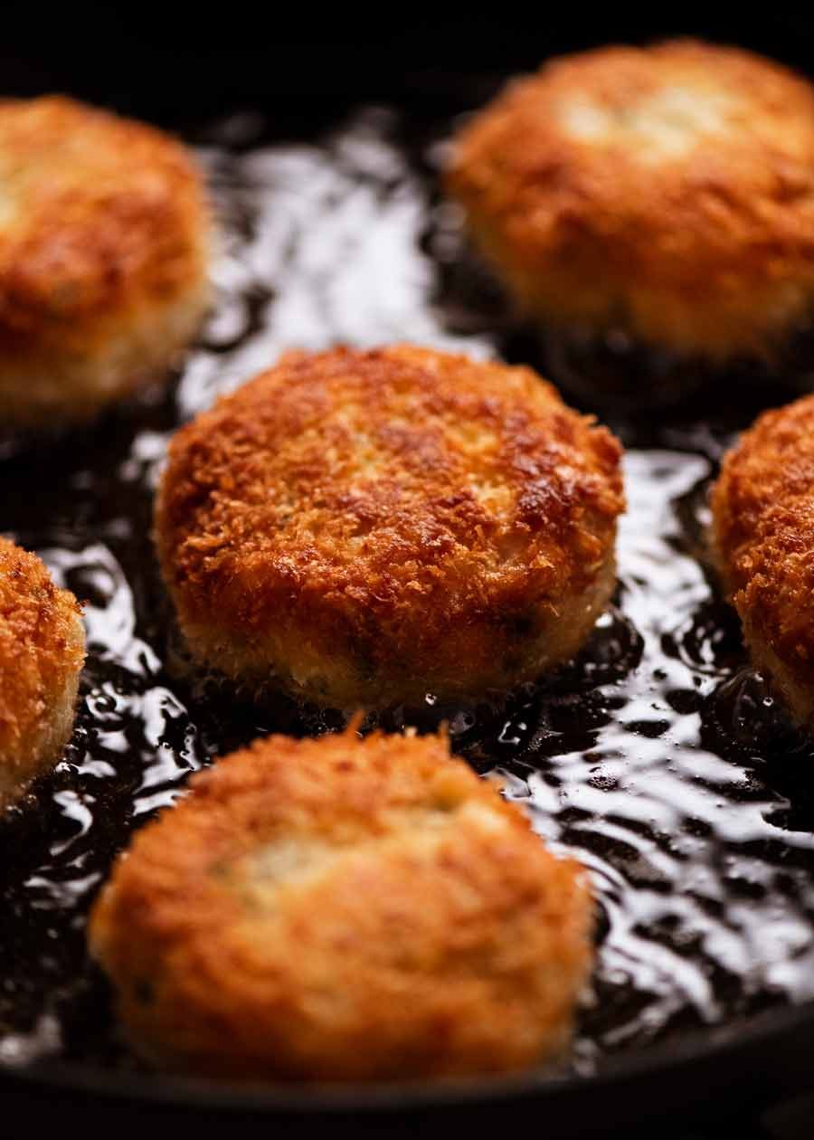 Cooking Fish cakes in a skillet