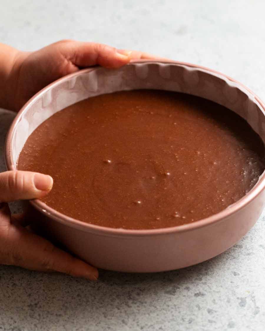 Making Hot chocolate fudge cake