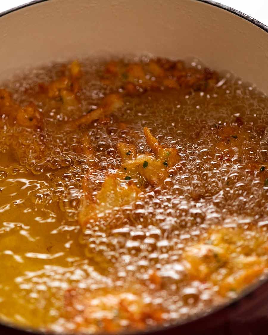 Frying Pakora in oil