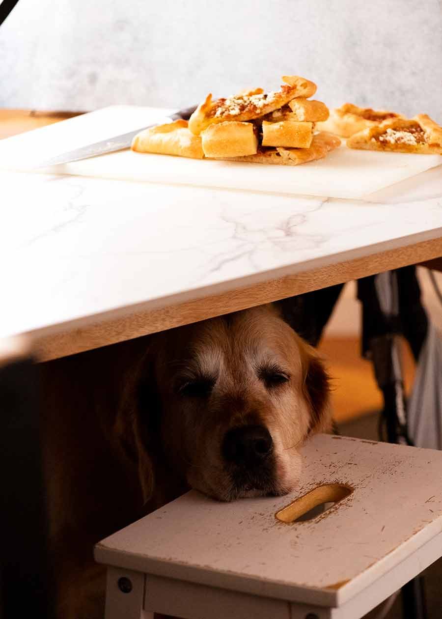 Dozer under shoot table Turkish Pide