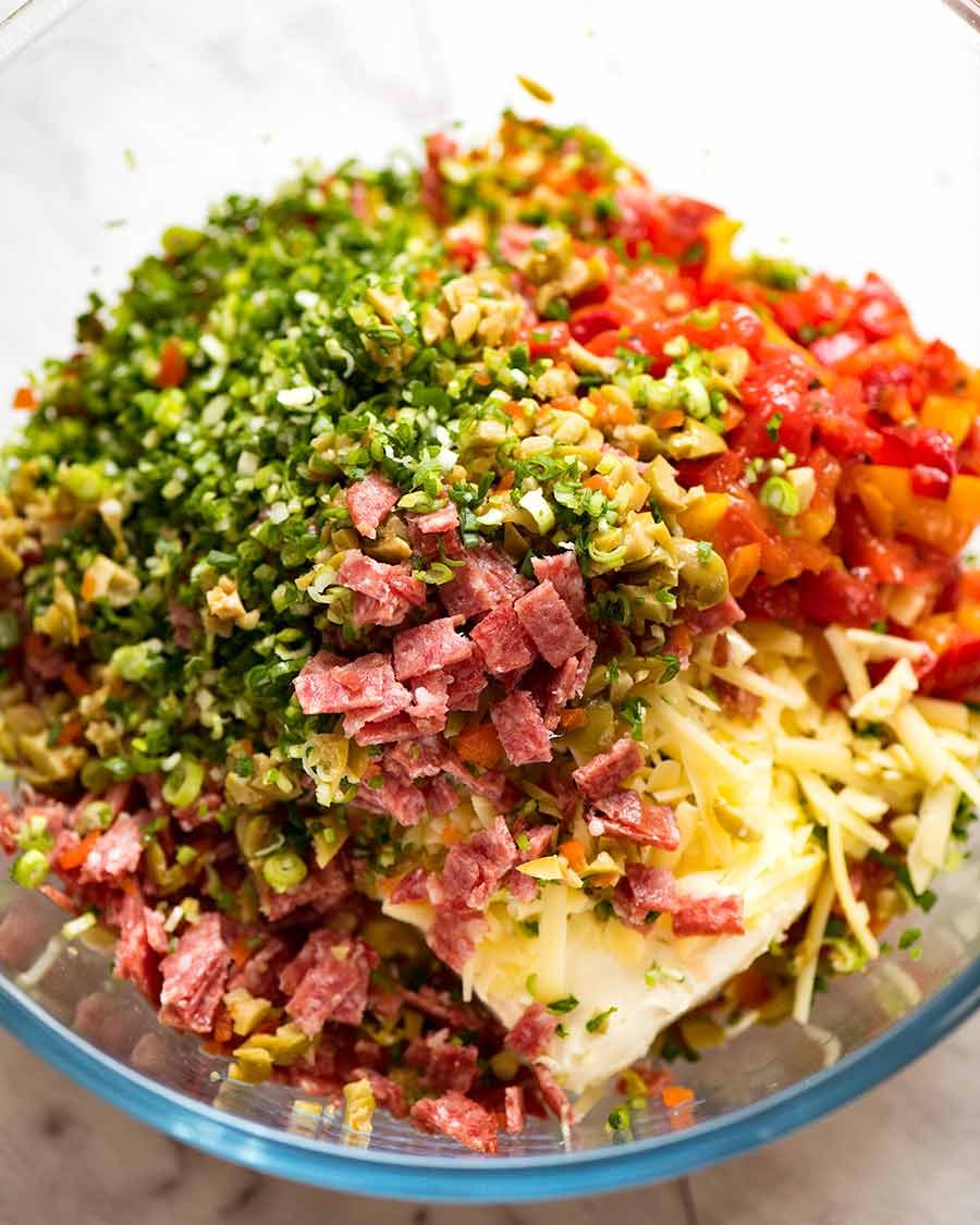 italian-cheese-log-christmas-appetizer_3