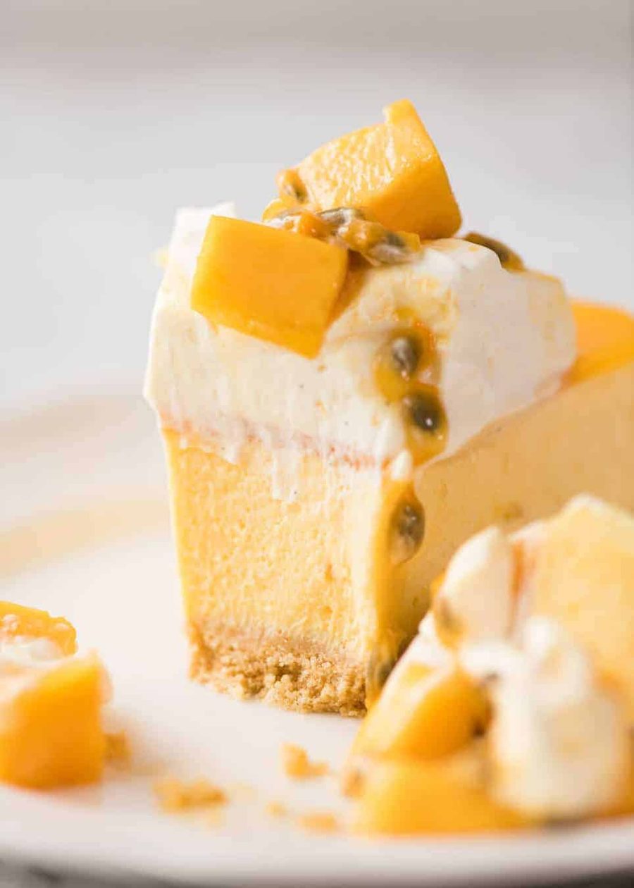 mango-cheesecake-6 This No Bake Mango Cheesecake is a complete and utter celebration of summer! recipetineats.com