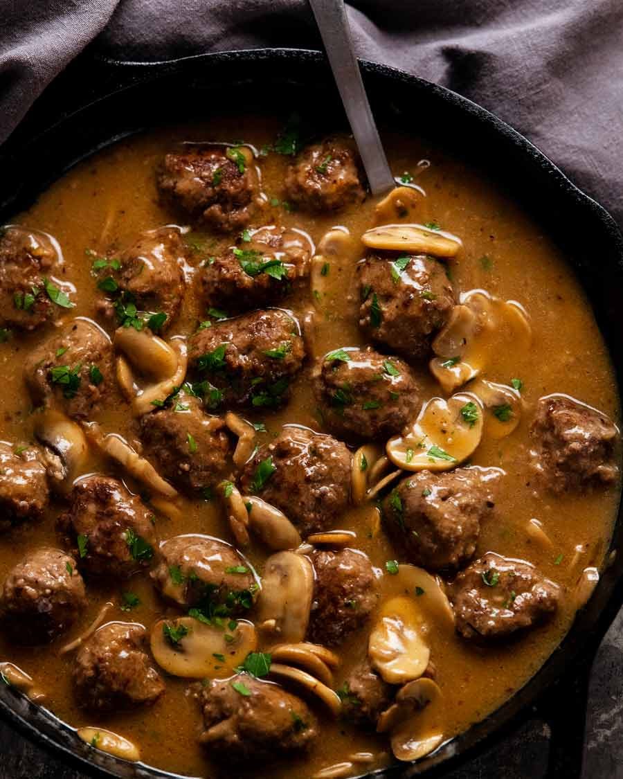 salisbury-steak-meatballs_7 Freshly made Salisbury steak meatballs
