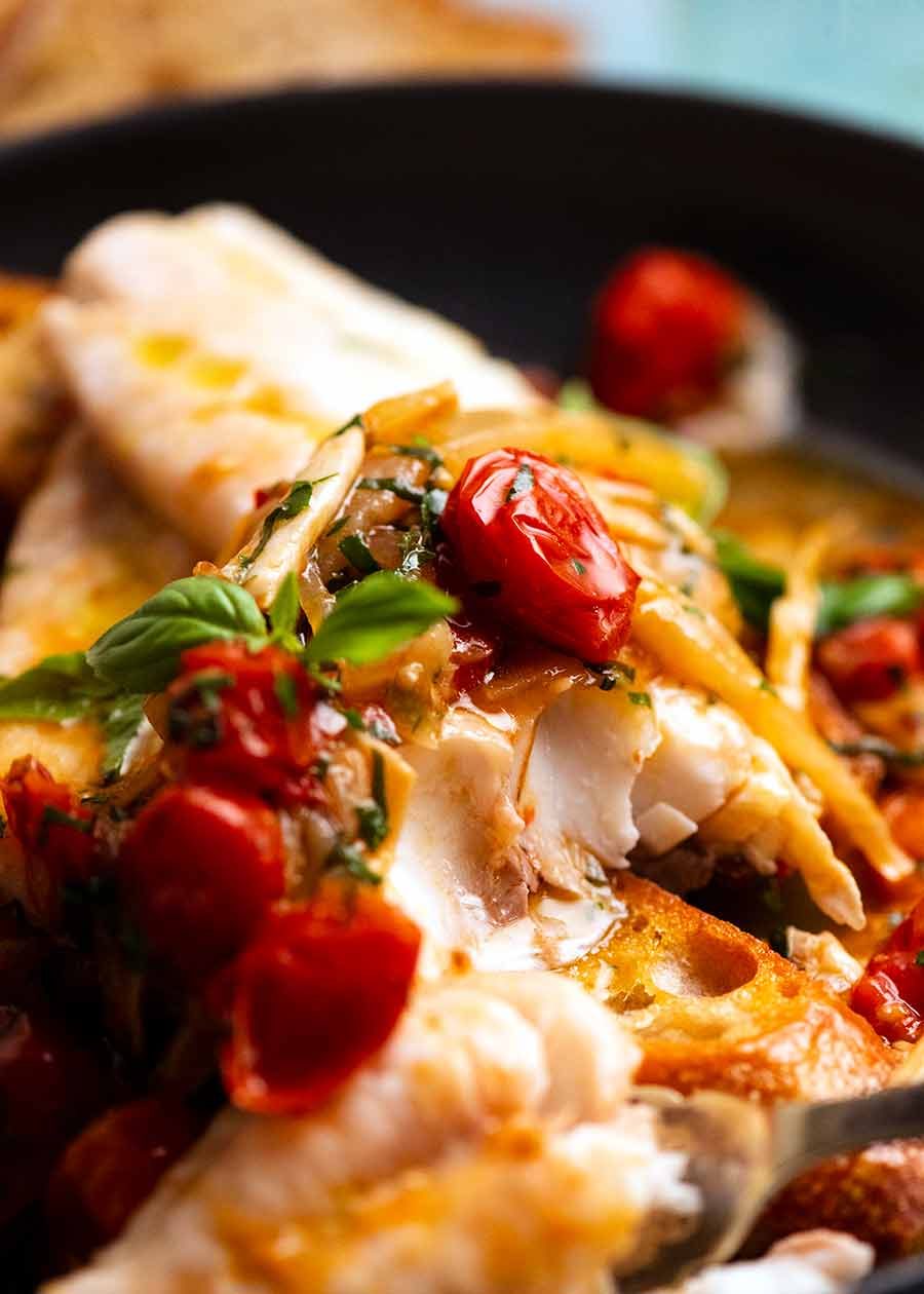 acqua-pazza_1 Close up showing the inside of Acqua Pazza - Italian Poached Fish