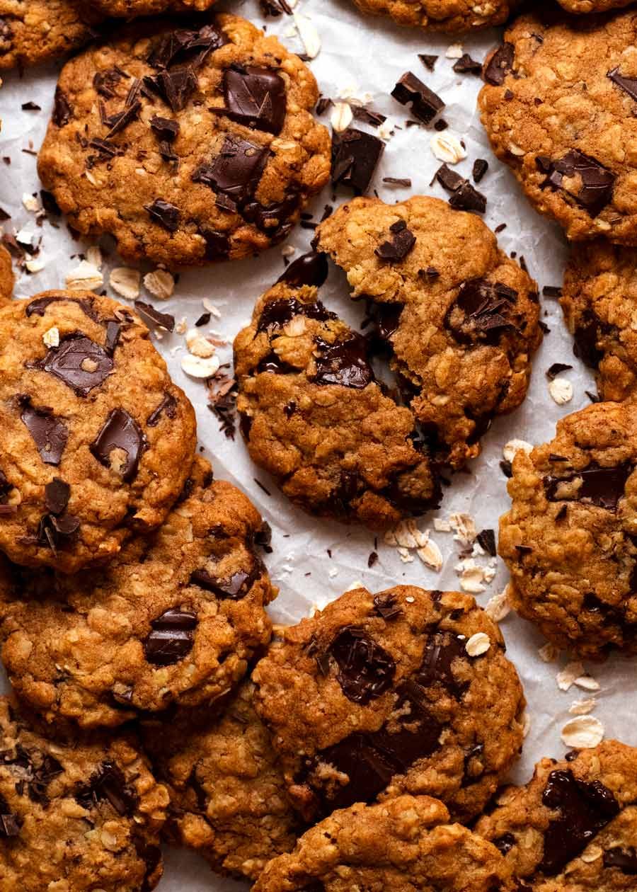 brown-butter-oatmeal-choc-chip-cookies