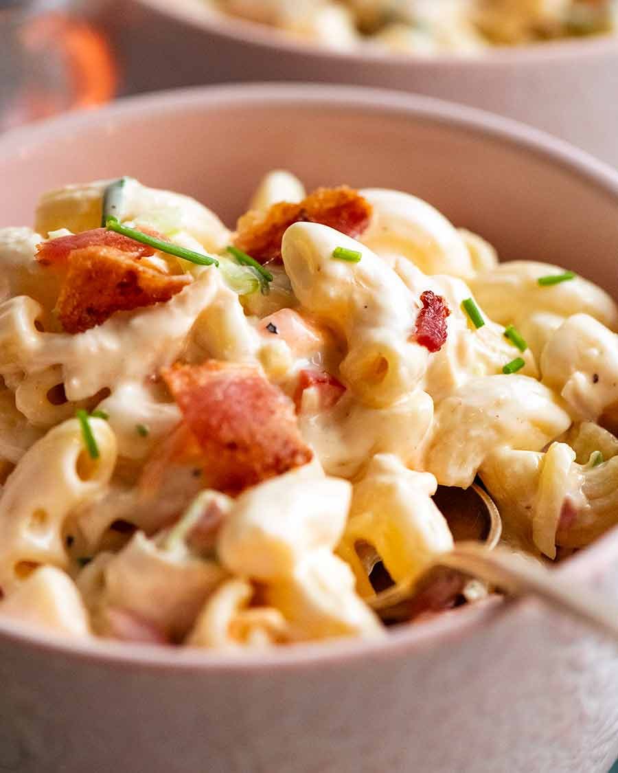 creamy-chicken-pasta-salad_5 Close up of Chicken Pasta Salad with Creamy Dressing