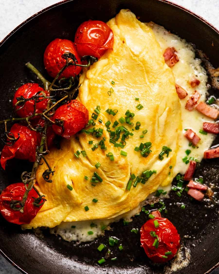 ham-and-cheese-omelette_1 Freshly made Ham and Cheese Omelette