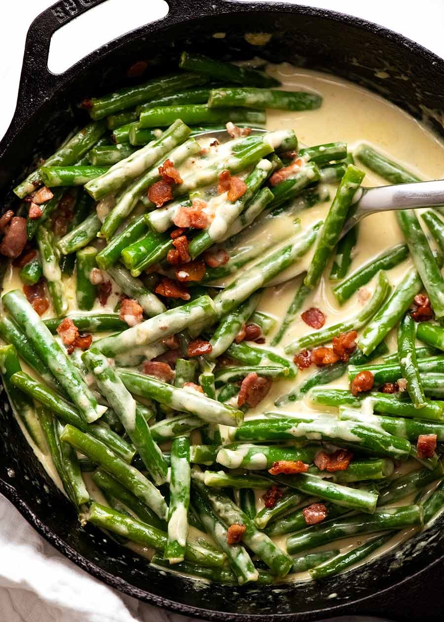 green-beans-in-creamy-parmesan-sauce-with-bacon_6 Overhead photo of Green beans in creamy parmesan sauce with bacon
