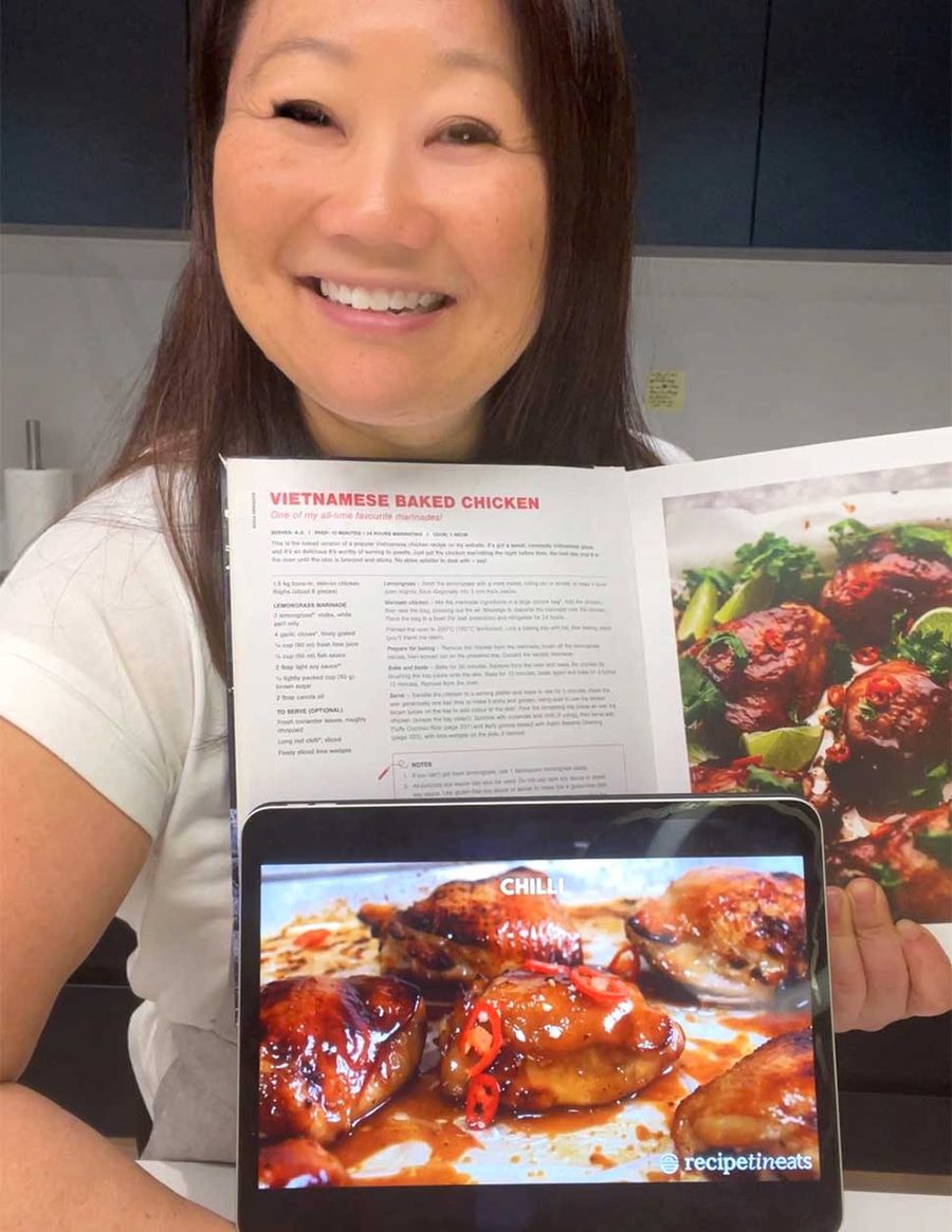 nagi-showing-cookbook-video-1