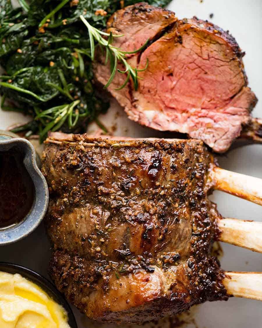 standing-rib-roast_prime-rib_6 Overhead photo of Beef Standing Rib Roast (Prime Rib), ready to be served