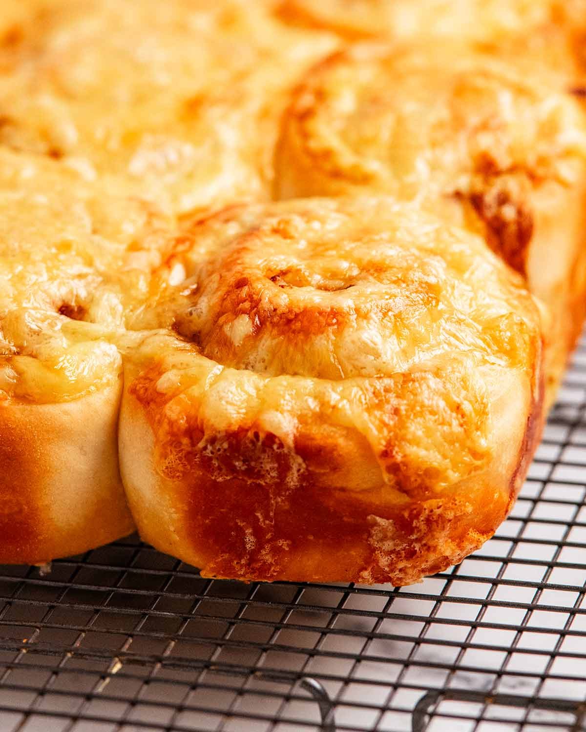 cheesymite-scrolls_1 Cheese and Vegemite scrolls (Cheesymite scrolls)