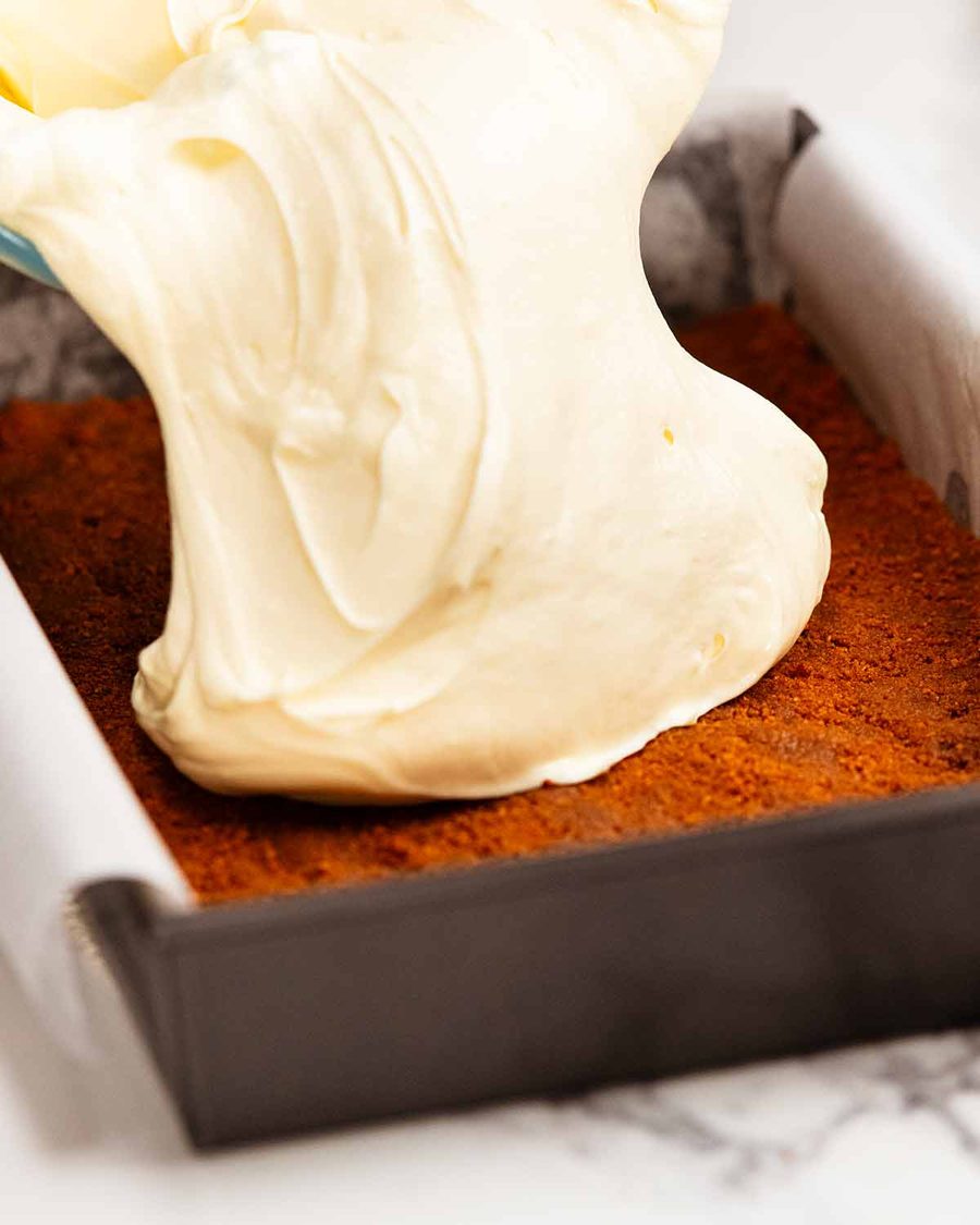 christmas-cheesecake-no-bake-slab_2 How to make Christmas Cheesecake