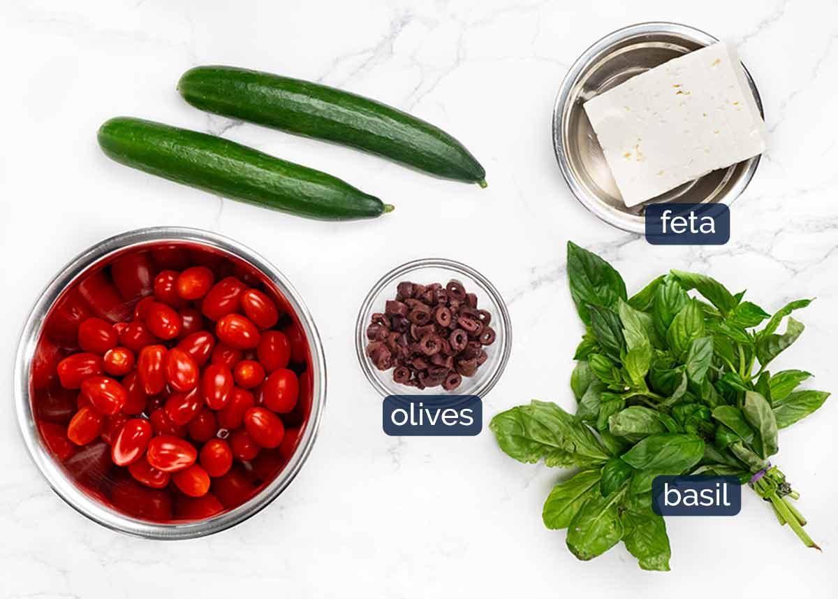 easy-pasta-salad-ingredients-4 Ingredients in My Big, Easy Pasta Salad