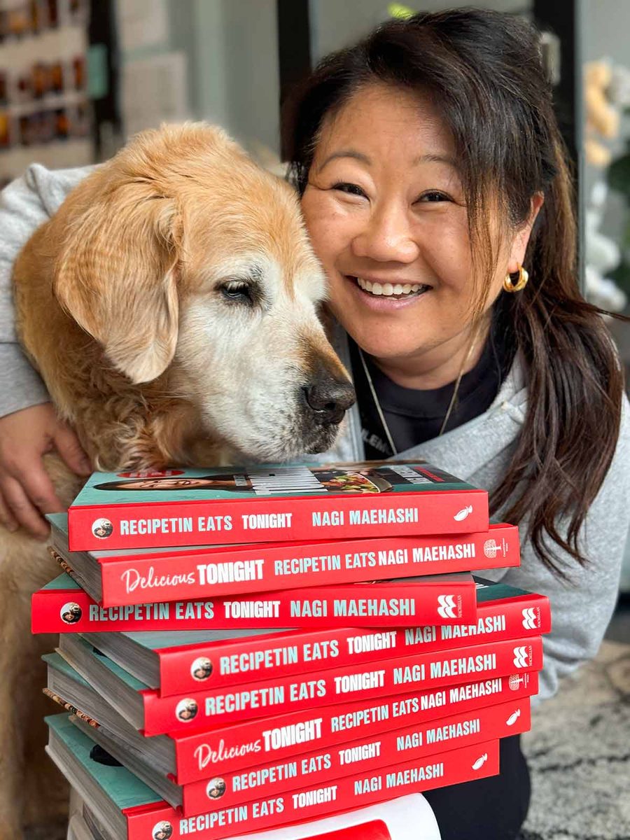 giveaway-nagi-dozer-cookbooks