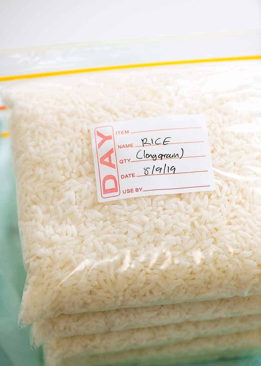 how-to-freeze-rice_4 Photo of cooked rice ready to put in the freezer