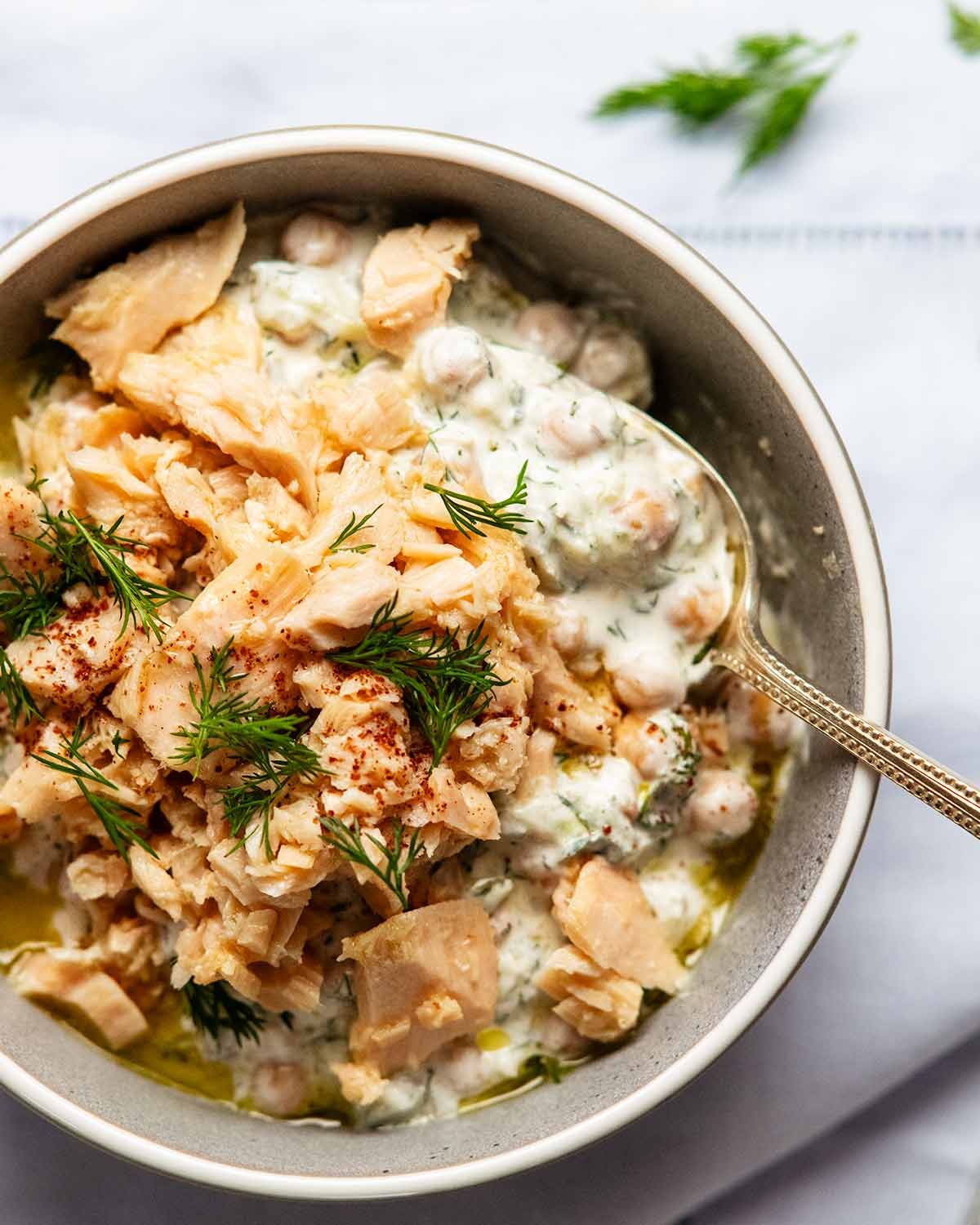 tzatziki-chickpea-salad_1 Tzatziki chickpea salad