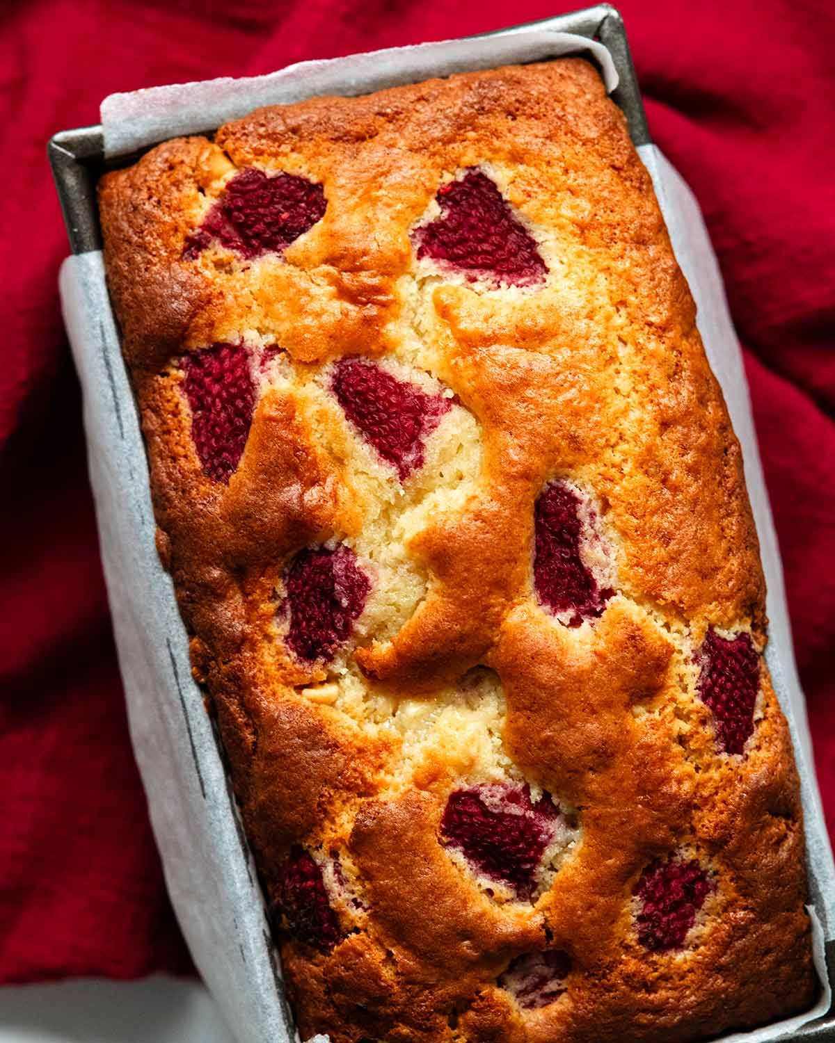 white-chocolate-raspberry-loaf_7 White chocolate raspberry loaf (quick bread)