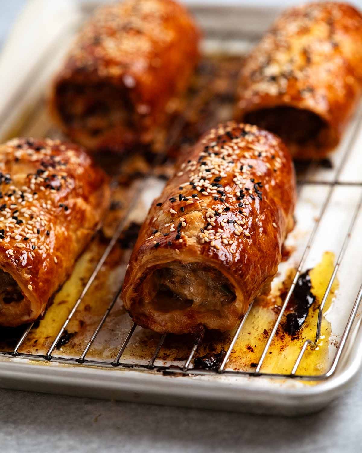 B85 Beef Sausage Rolls