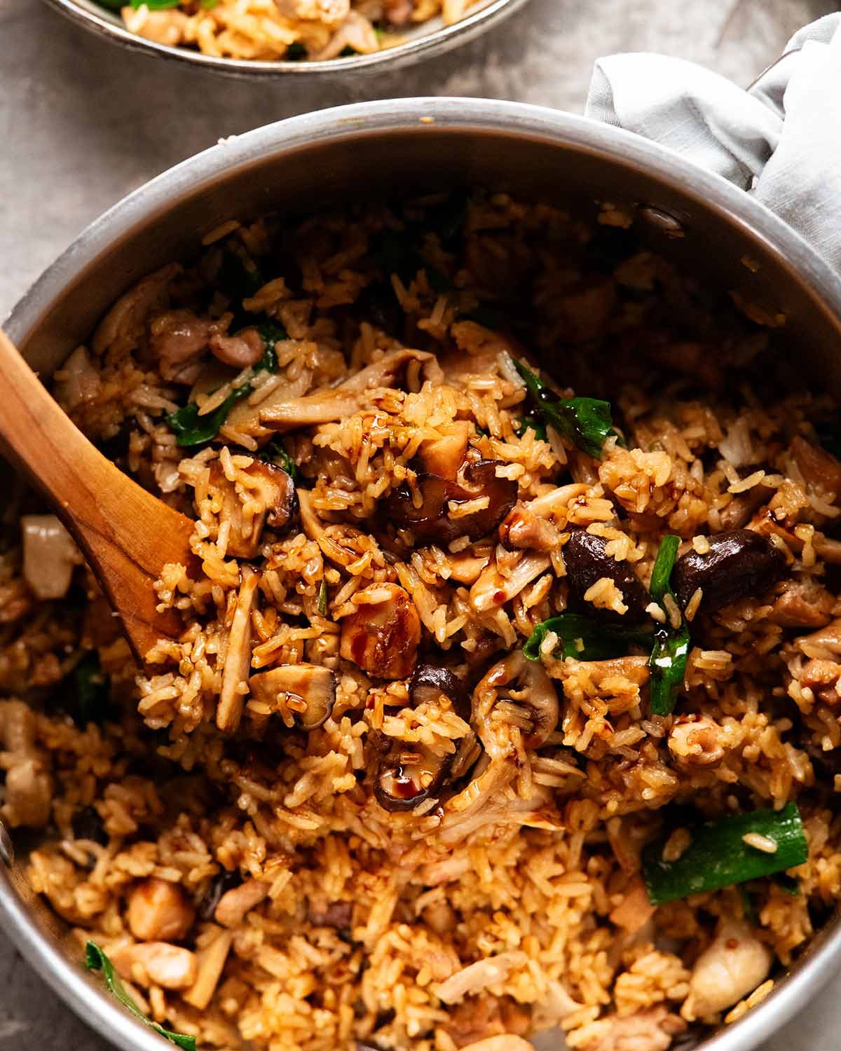 ginger-chicken-and-rice-with-mushrooms_3 One pot ginger chicken and rice