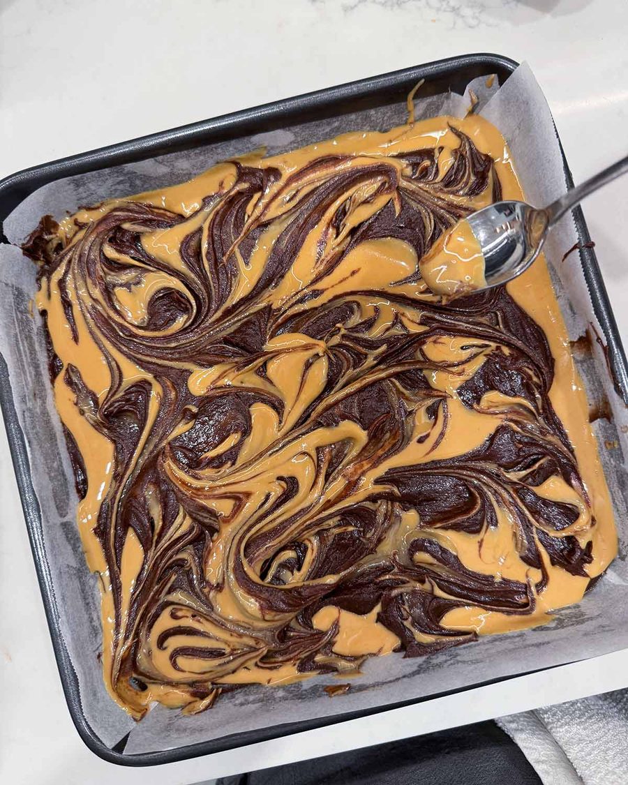 peanut-butter-stuffed-brownies-fail-6