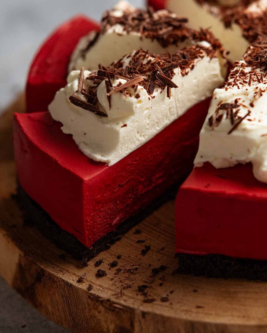 Red velvet cheesecake