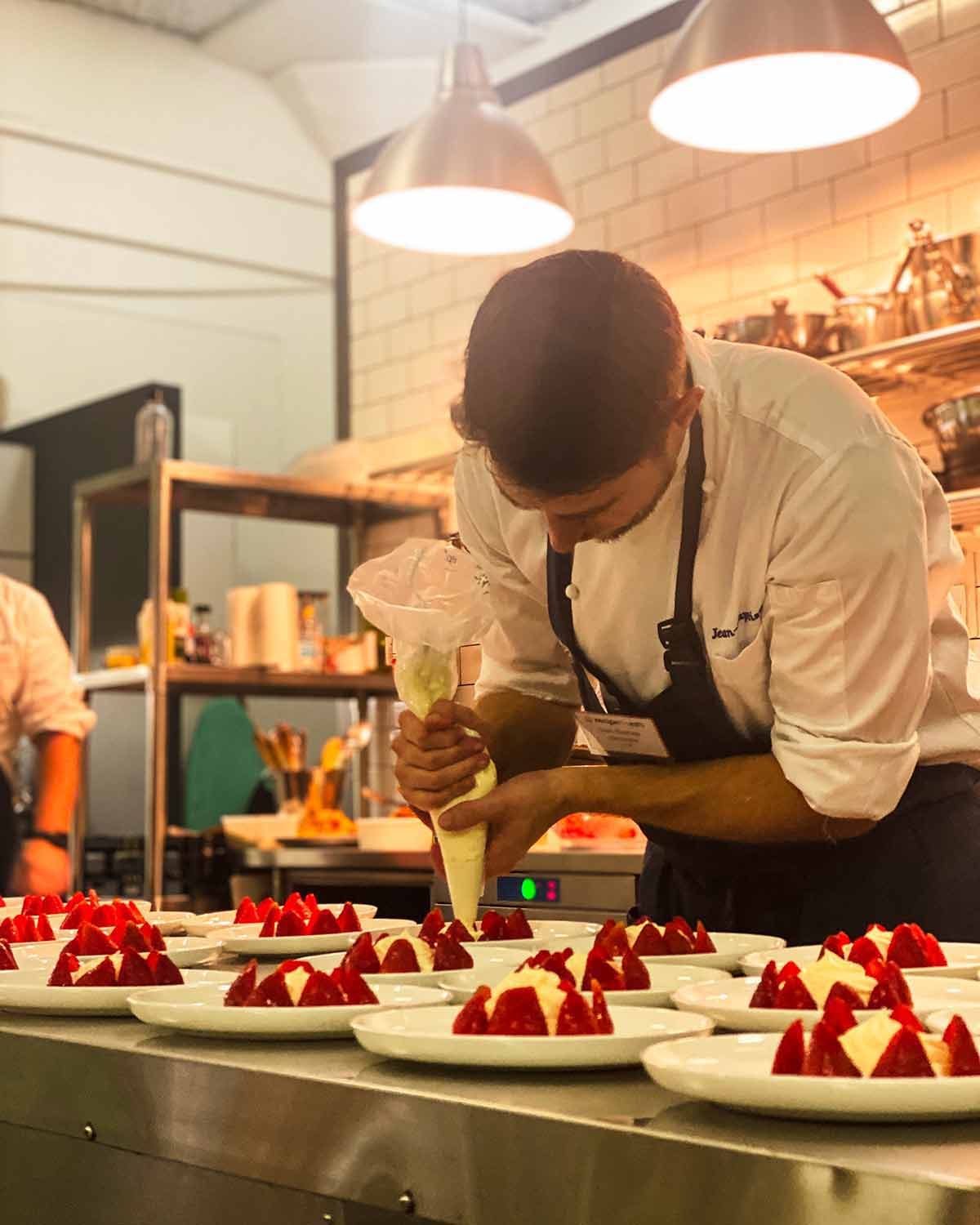 jb-at-reader-dinner-allen-benson JB at reader dinner Allen Benson studio