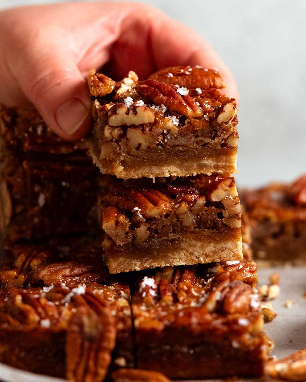 maple-pecan-pie-bars_4 Maple Pecan Pie Bars