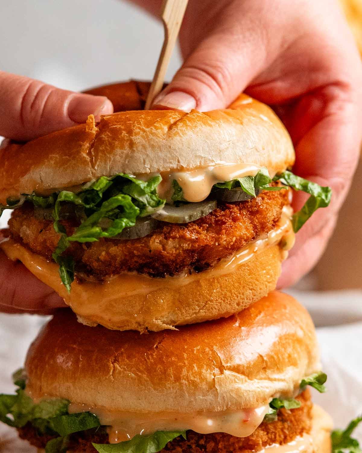 Crispy prawn burgers (Shrimp burgers)