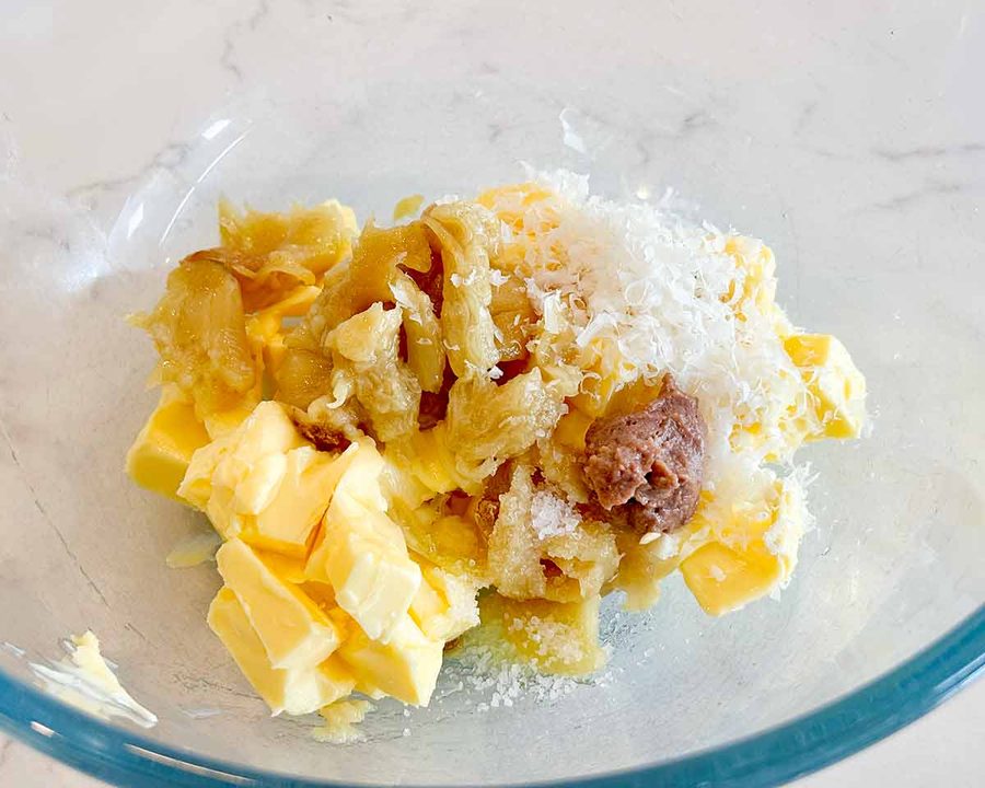 roasted-garlic-butter-3 Roasted garlic parmesan butter