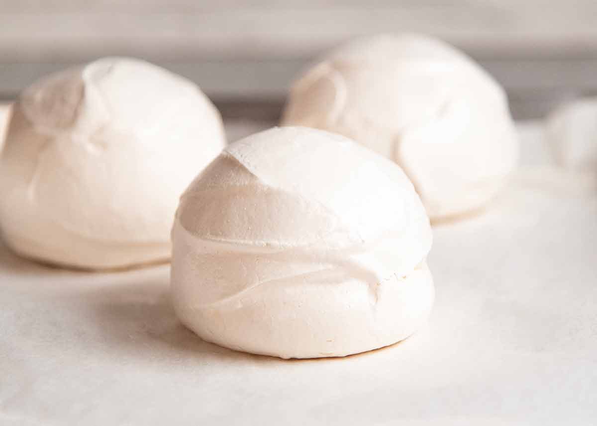 Pavlova Bombs